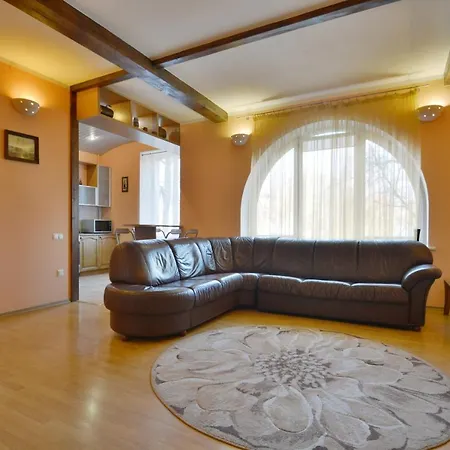 Apartment Aparton Centralniy Vokzal / Dynamo
